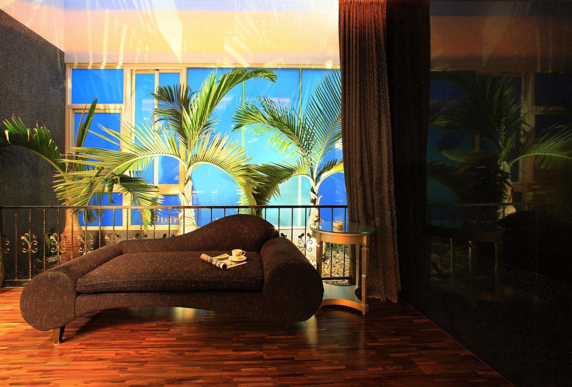 Changhua Laurel Boutique Motel Exterior photo